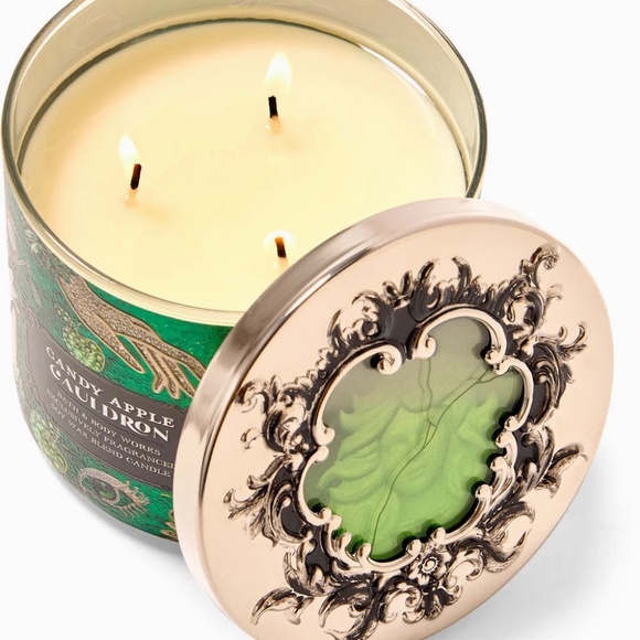 CANDY APPLE CAULDRON 3-Wick Candle - Picture 2 of 5